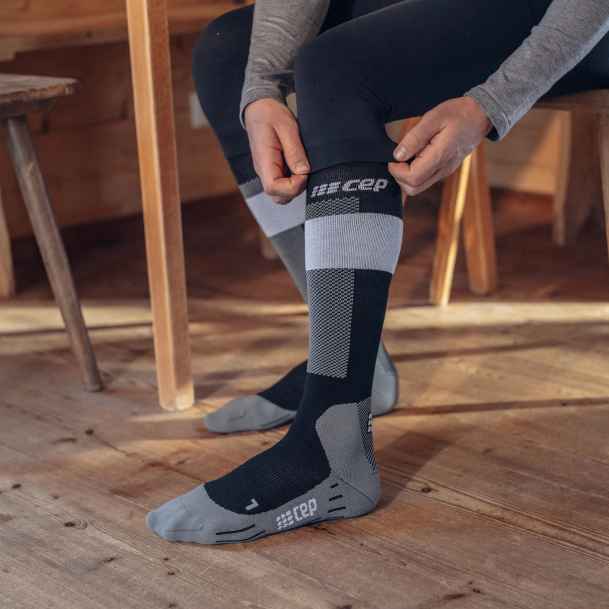 CEP Merino Ski Socks with Compression - Gray