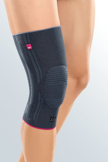 Medi Genumedi Knee Brace - Silver