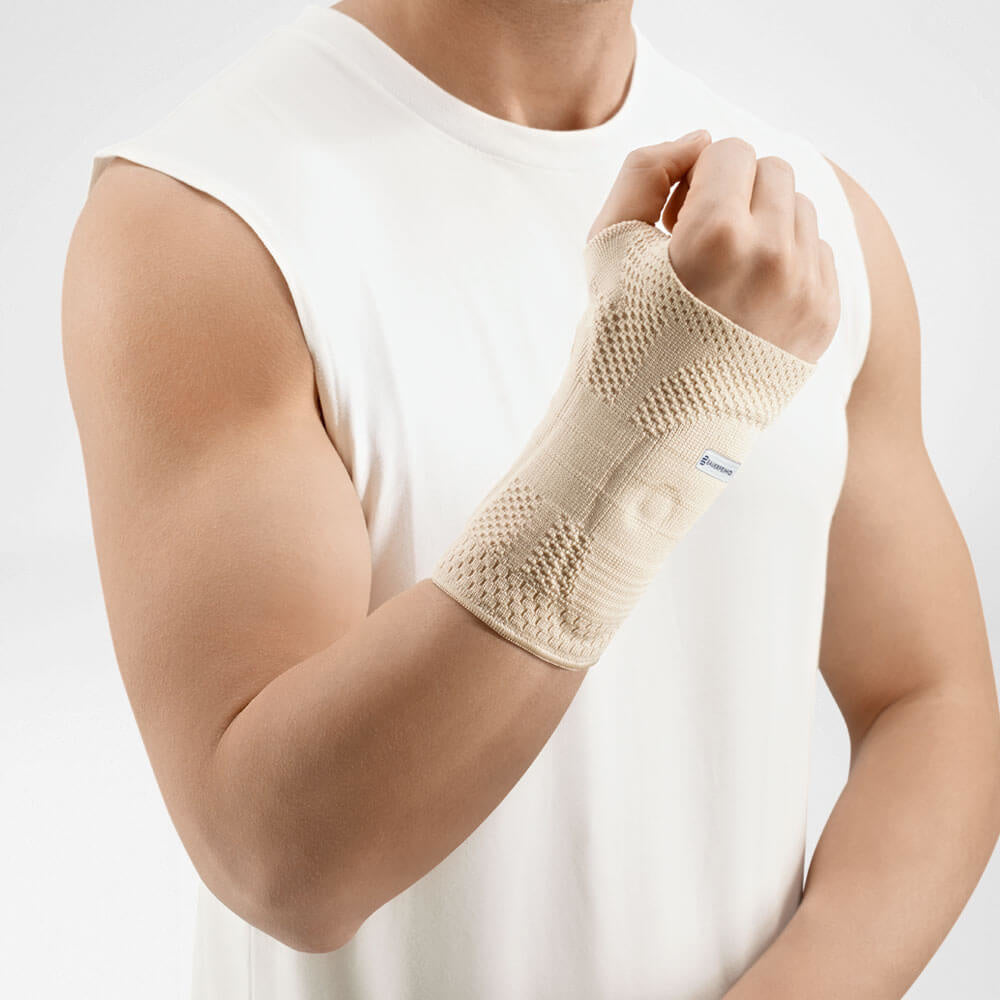 Bauerfeind ManuTrain Wrist Brace